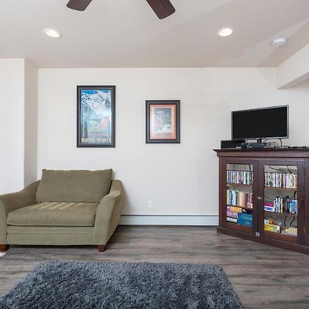 Glacier Creek Girdwood Luaran gambar