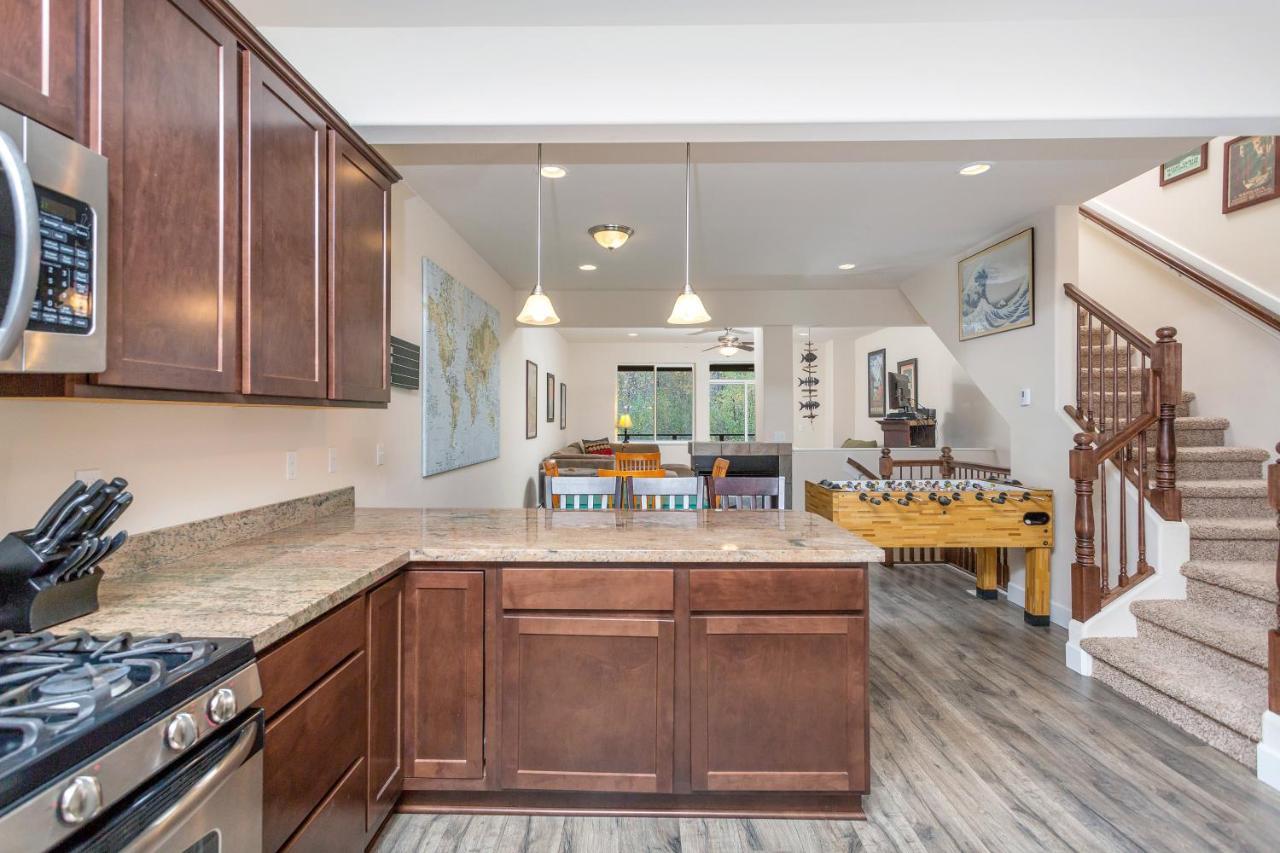 Glacier Creek Girdwood Luaran gambar