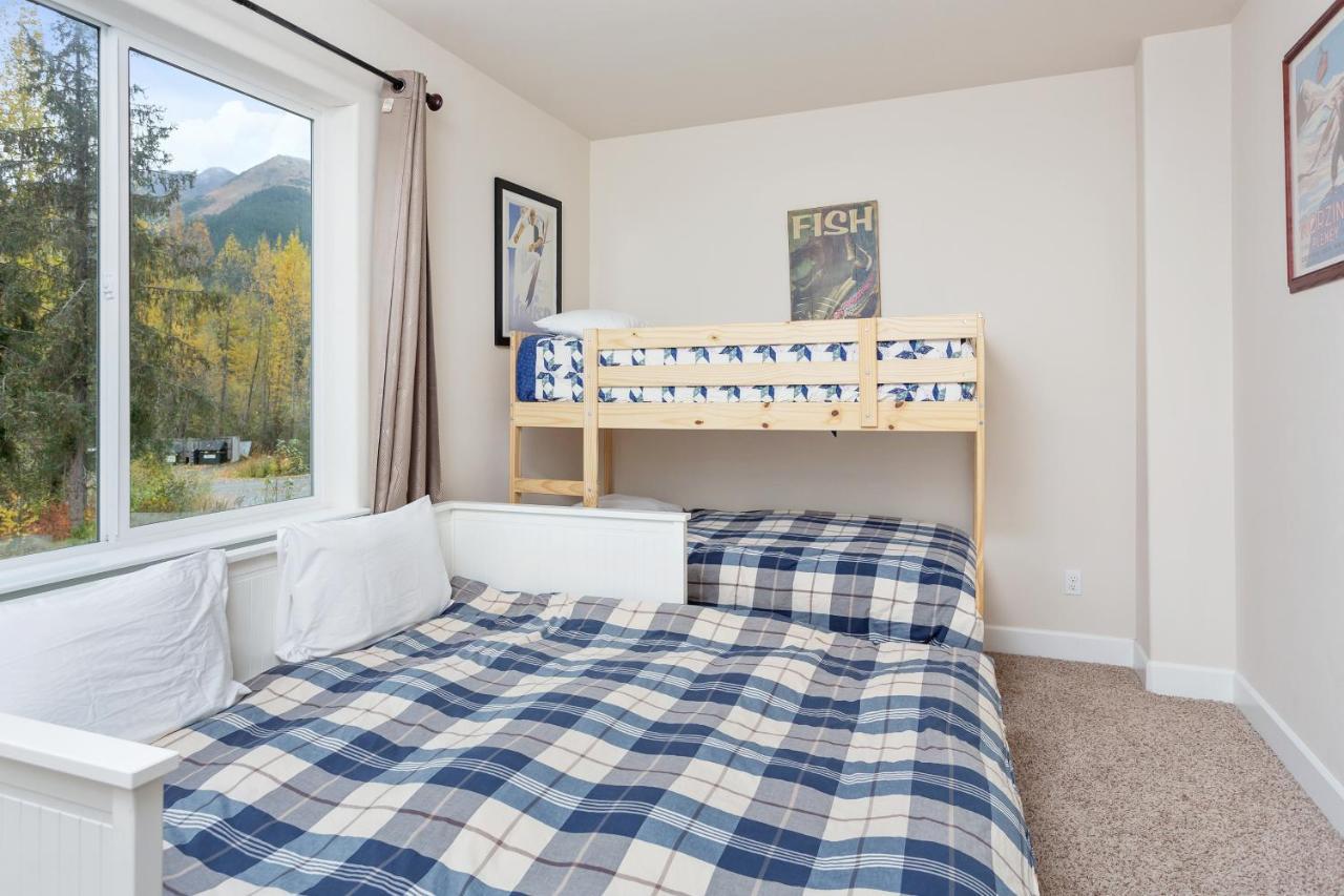 Glacier Creek Girdwood Luaran gambar