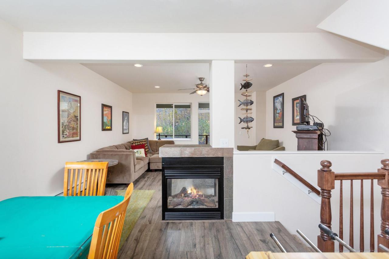 Glacier Creek Girdwood Luaran gambar